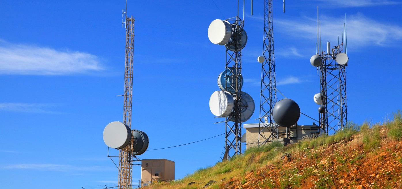 The Use of Exam Signal Jammers to Combat Cheating in Modern Education