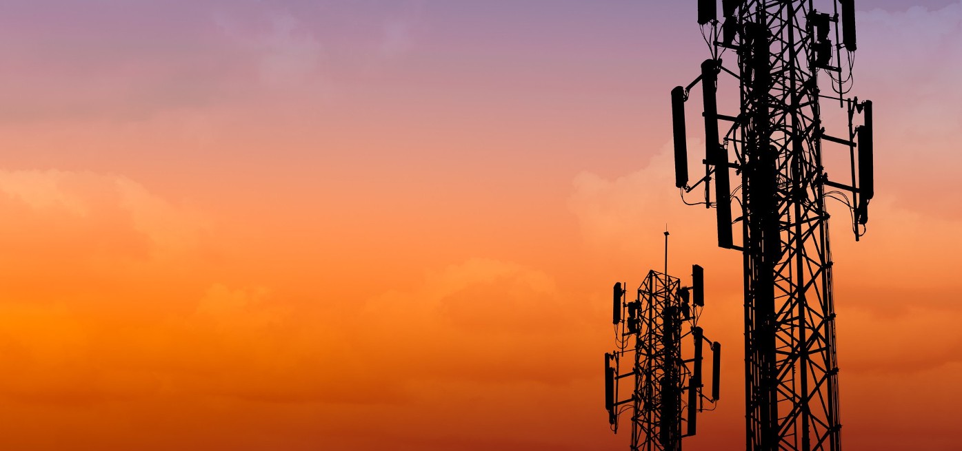 The Advantages and Disadvantages of Equipping Vehicle Signal Jammers with Directional Antennas