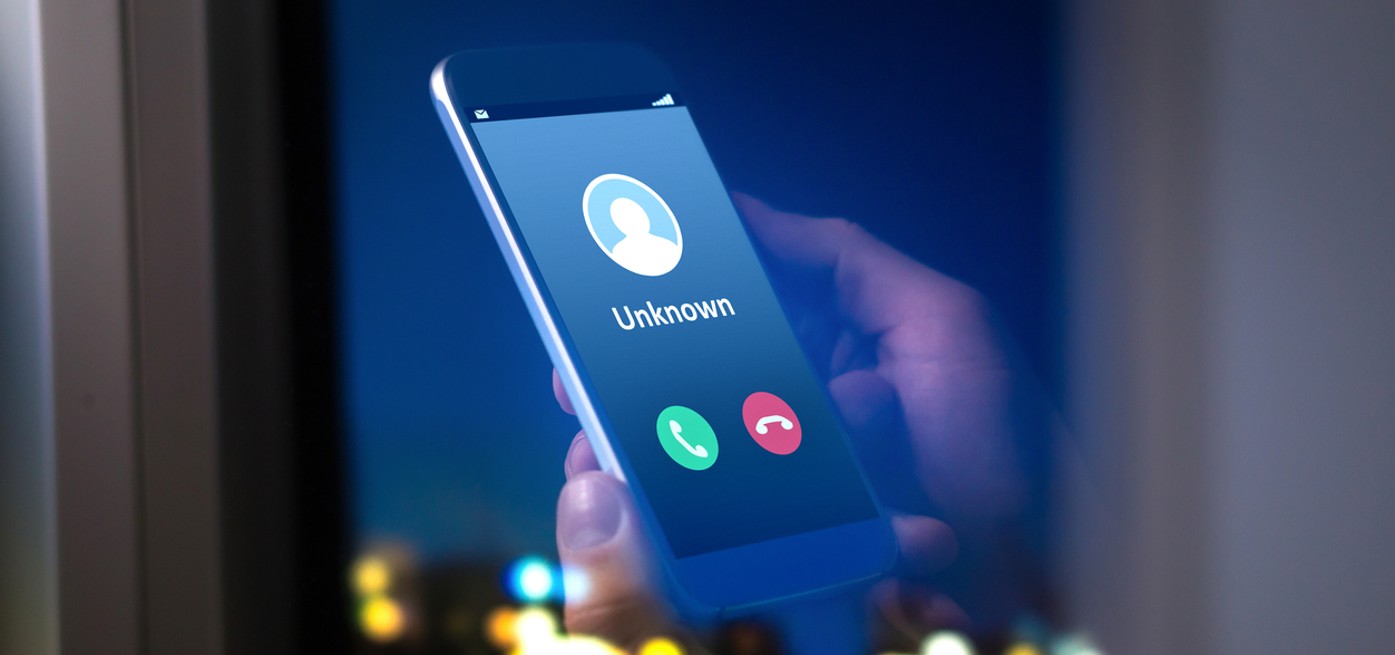 Understanding the Working Principle and Considerations for Signal Jammers