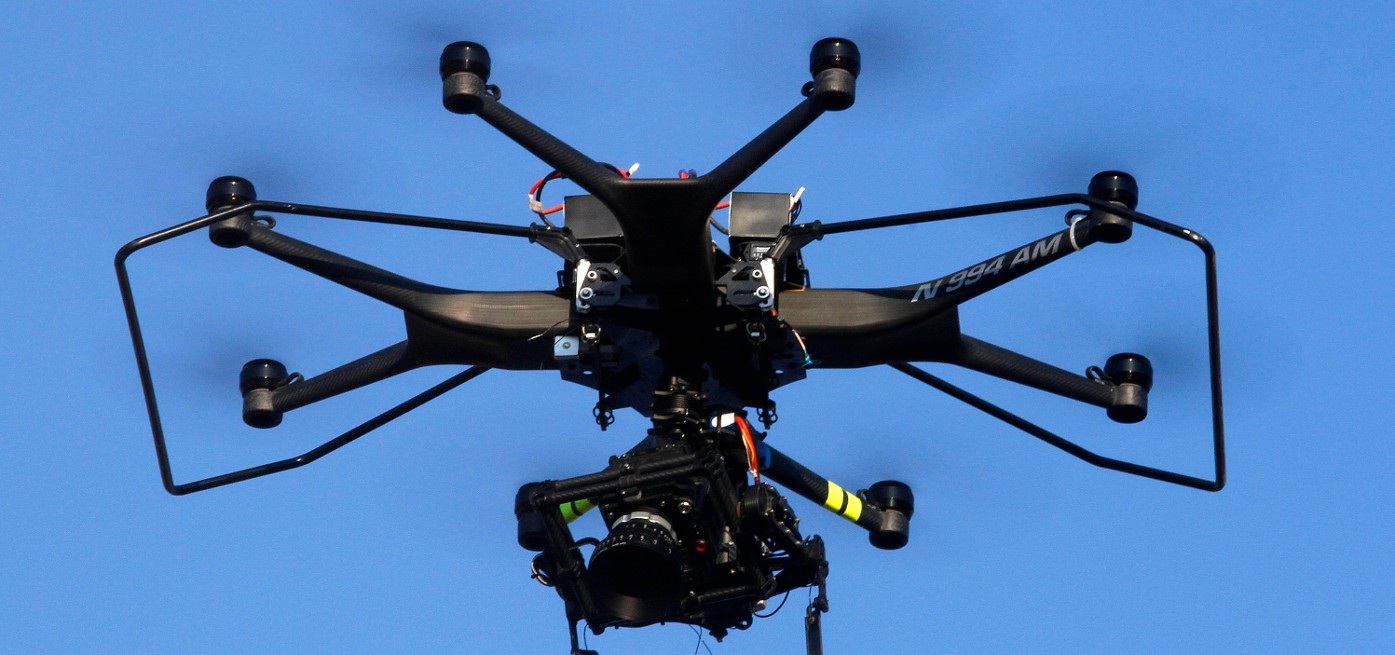 Can I Receive Text Messages When My Phone Signal is Interfered by a Portable Signal Jammer?