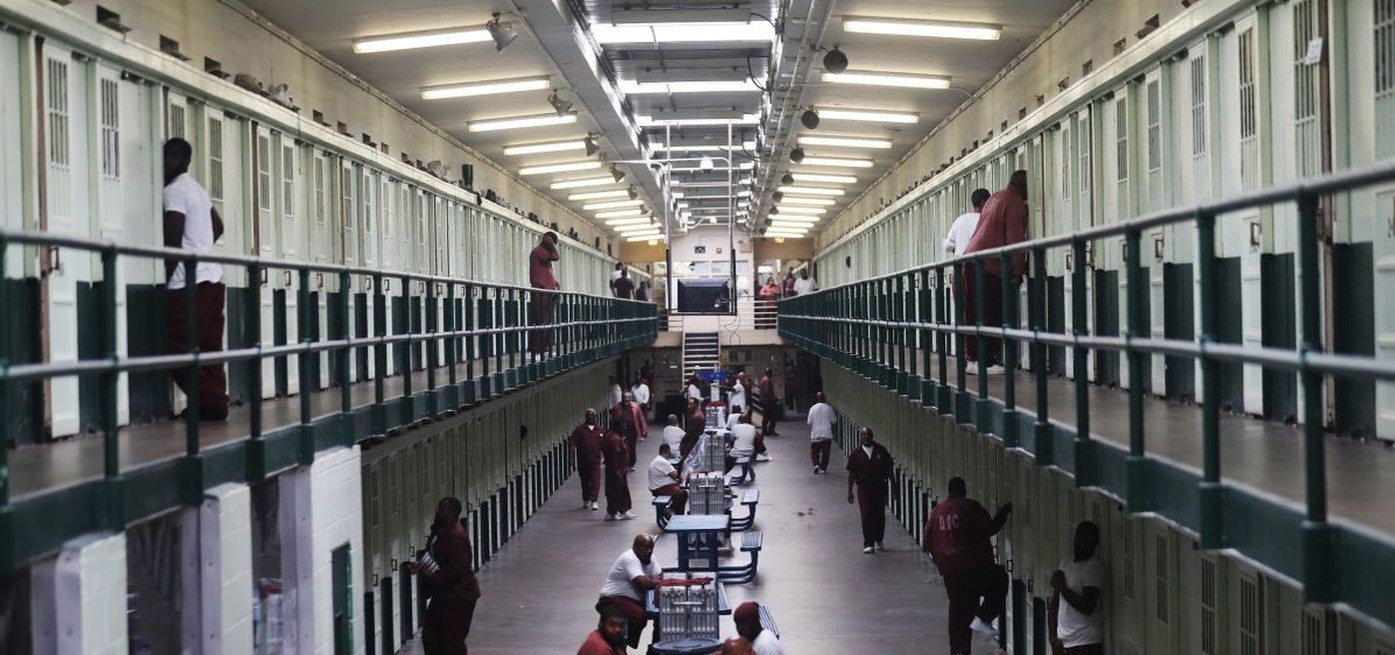 The Configuration and Safety of Full-Band Signal Jammers in Standardized Examination Halls