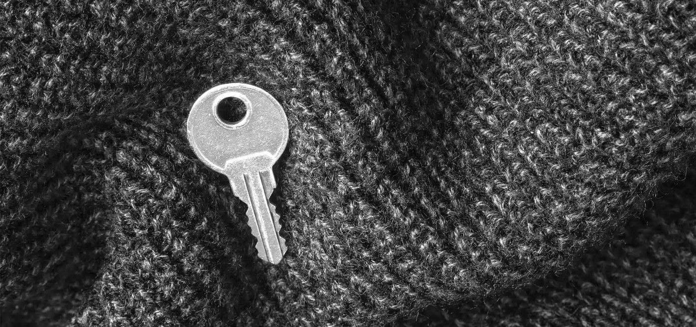 Selecting the Appropriate Cell Phone Jammer for Theaters and Auditoriums