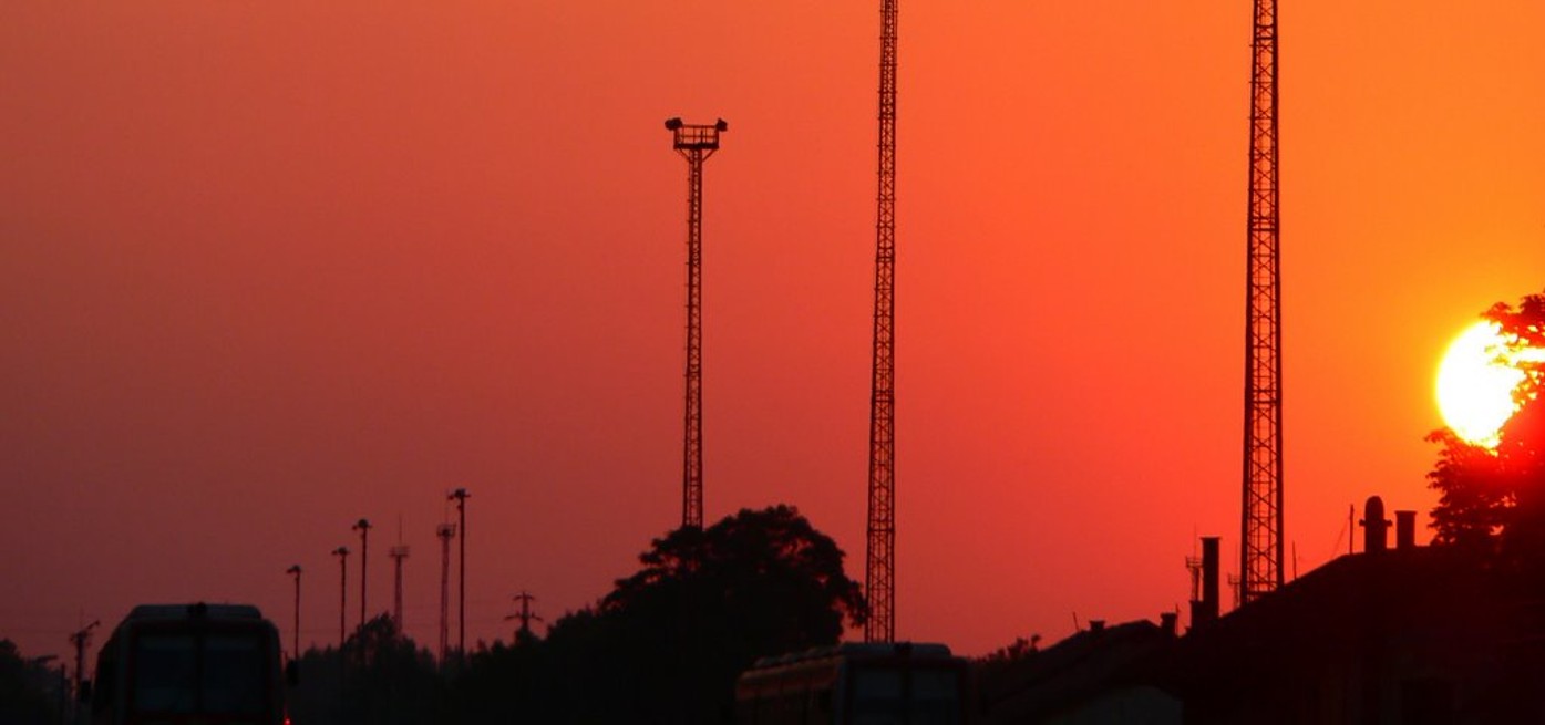 The Challenges of Signal Jamming in the Era of 5G