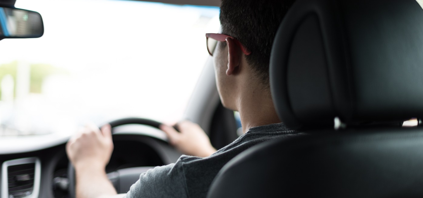 The Advantages and Disadvantages of Using Directional Antennas for Vehicle-Mounted Signal Jammers