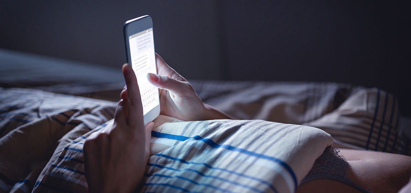 The Impact of Full Band Interference on Mobile Phones