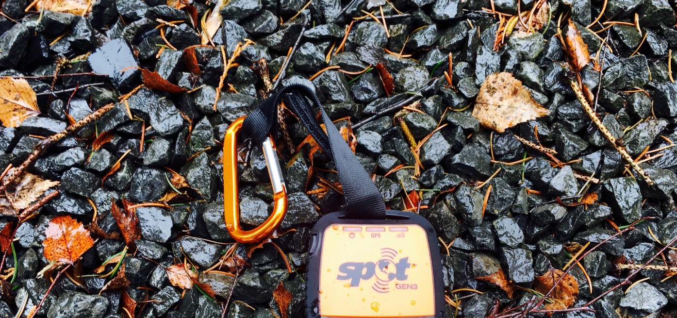 The Importance of Full-Band Jamming Devices in Meeting Rooms